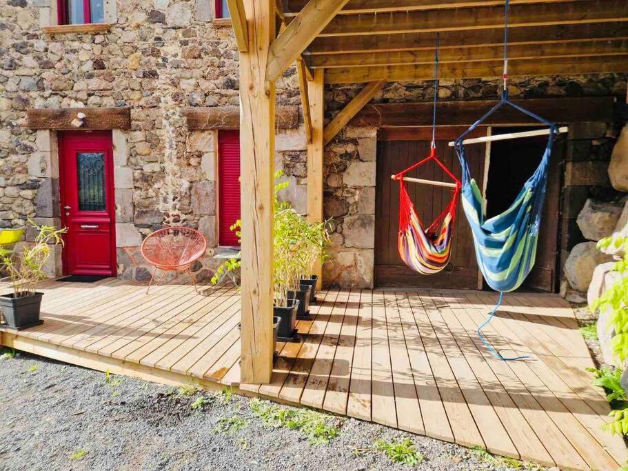 Chez Gaston Apartment Chambon-sur-Lac Exterior photo